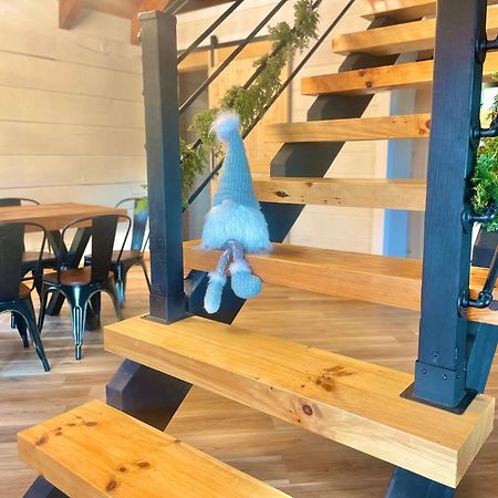 Modern Lake Side Nest• Hotub Fenced Yard King Beds เซอเวียร์วีล ภายนอก รูปภาพ